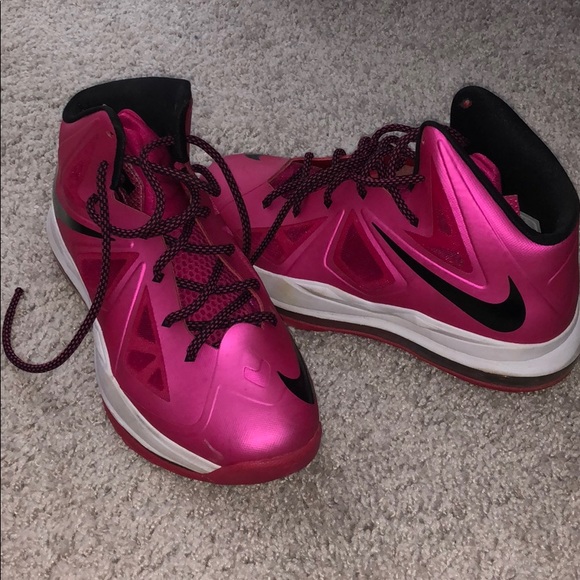 Lebron Pink sneakers - Picture 1 of 5